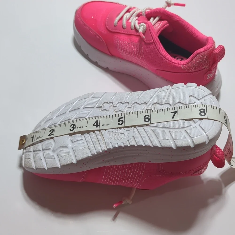 Hey Dude Sirroco Alta Kid's Pink And White Slip On Sneakers Size 12